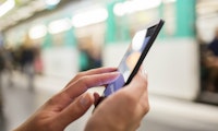 Tippen verboten: SMS-Links bringen Schadsoftware aufs Smartphone