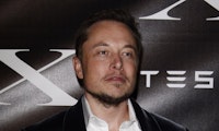 Elon Musk: Tesla-Aktien für fünf Milliarden Dollar nach Twitter-Umfrage verkauft
