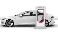 Tesla öffnet Supercharger für andere Elektroautos