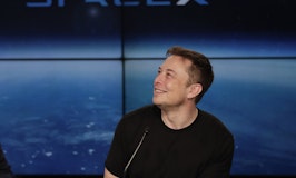 Jeder kennt Elon Musk, aber wie gut kennst du ihn wirklich? Teste dein Wissen im Quiz