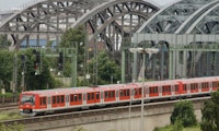 Mehr Pakete auf die Schiene: Bahn will Transportnetz ausbauen