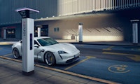 Porsche kündigt Batteriefabrik für Hochleistungszellen in Deutschland an