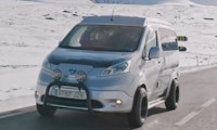 Nissan: So wird der E-NV200 zum Camper mit einer Prise Offroad