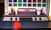 KI mit „Gedächtnis“ spielt alte Atari-Spiele durch