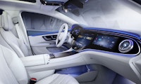 Mercedes-Benz ermöglicht hochautomatisiertes Fahren in Luxuslimousine