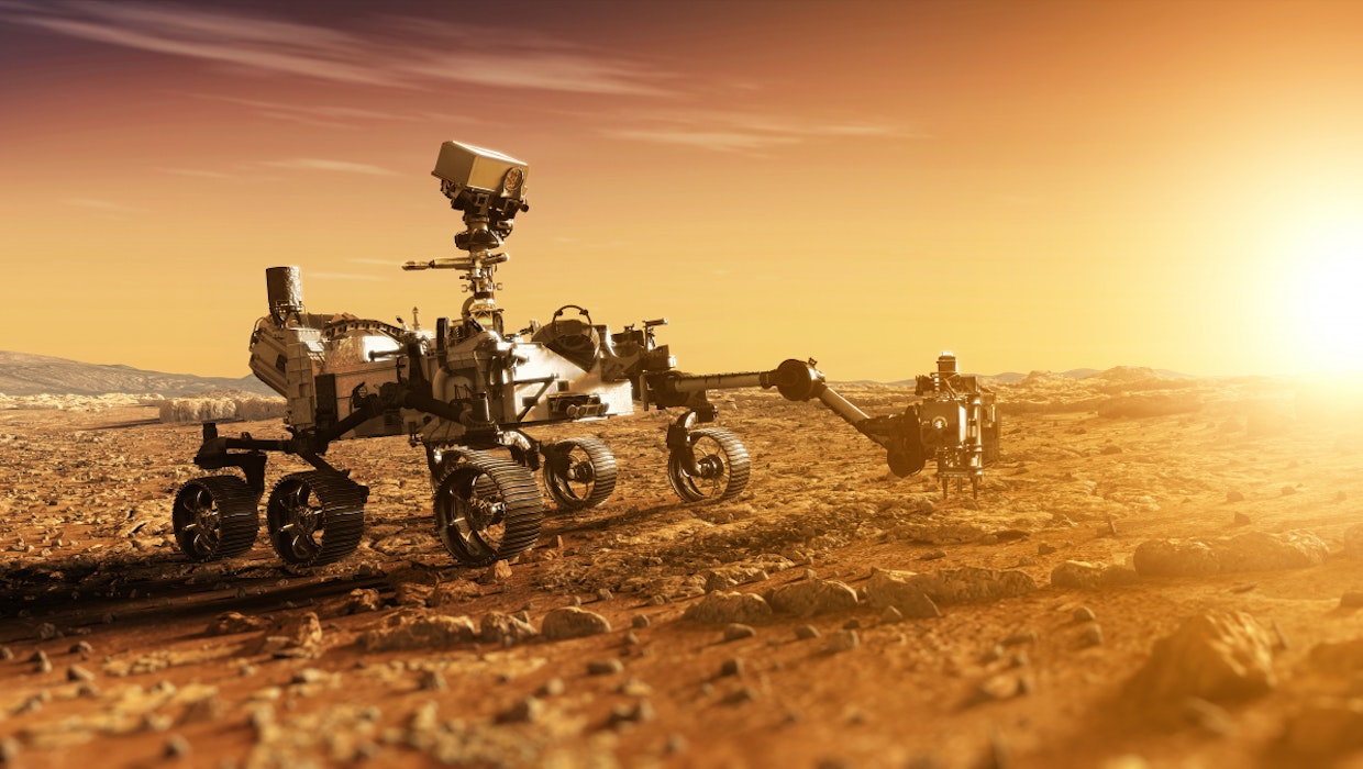 Life on Mars? Rover Curiosity may be close to Life on Mars? Rover Curiosity may be close to