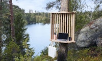 Kein Strom, keine Toilette, dafür Elche: In Finnland kannst du mitten im Wald arbeiten