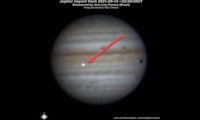 Asteroid trifft Jupiter: Hobbyastronom fängt seltenen Moment im Video ein