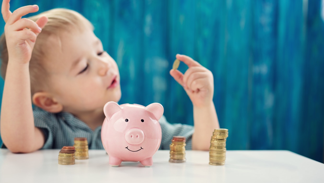 Kinder und Geld: Wie viel kostet der Nachwuchs und wie können Eltern vorsorgen? (Foto: shutterstock/LeManna) Kinder bekommen: 5 Tipps für die finanzielle Absicherung