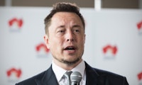 Beinahe-Kollision im Weltall: Elon Musk wehrt sich gegen Kritik