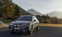BMW iX  M60: Neues M-Modell mit 455 kW und 250 km/h