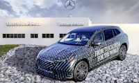 Neues Luxusauto von Mercedes: EQS rollt auch als SUV vor