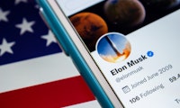EU-Kommissar warnt Musk nach Kauf von Twitter: „Elon, es gibt Regeln”