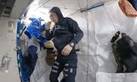 Video von der ISS: So macht sich ein Astronaut bettfertig