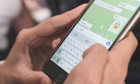 Whatsapp führt Emoji-Reaktionen, riesige Gruppen und mehr ein