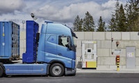 Volvo Trucks zeigt Wasserstoff-Lkw mit deutschen Brennstoffzellen