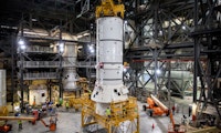 Nasa bringt SLS-Rakete wieder zurück auf die Startrampe